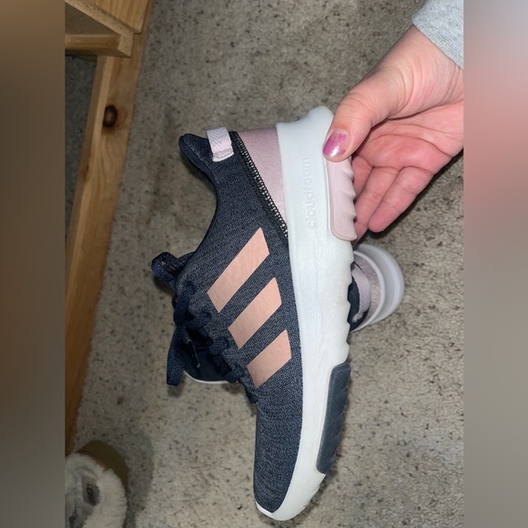 Adidas cloud foam tennis shoes - Picture 7 of 8